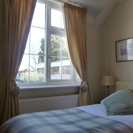 The Maples Bed and Breakfast Hythe  Rum bild