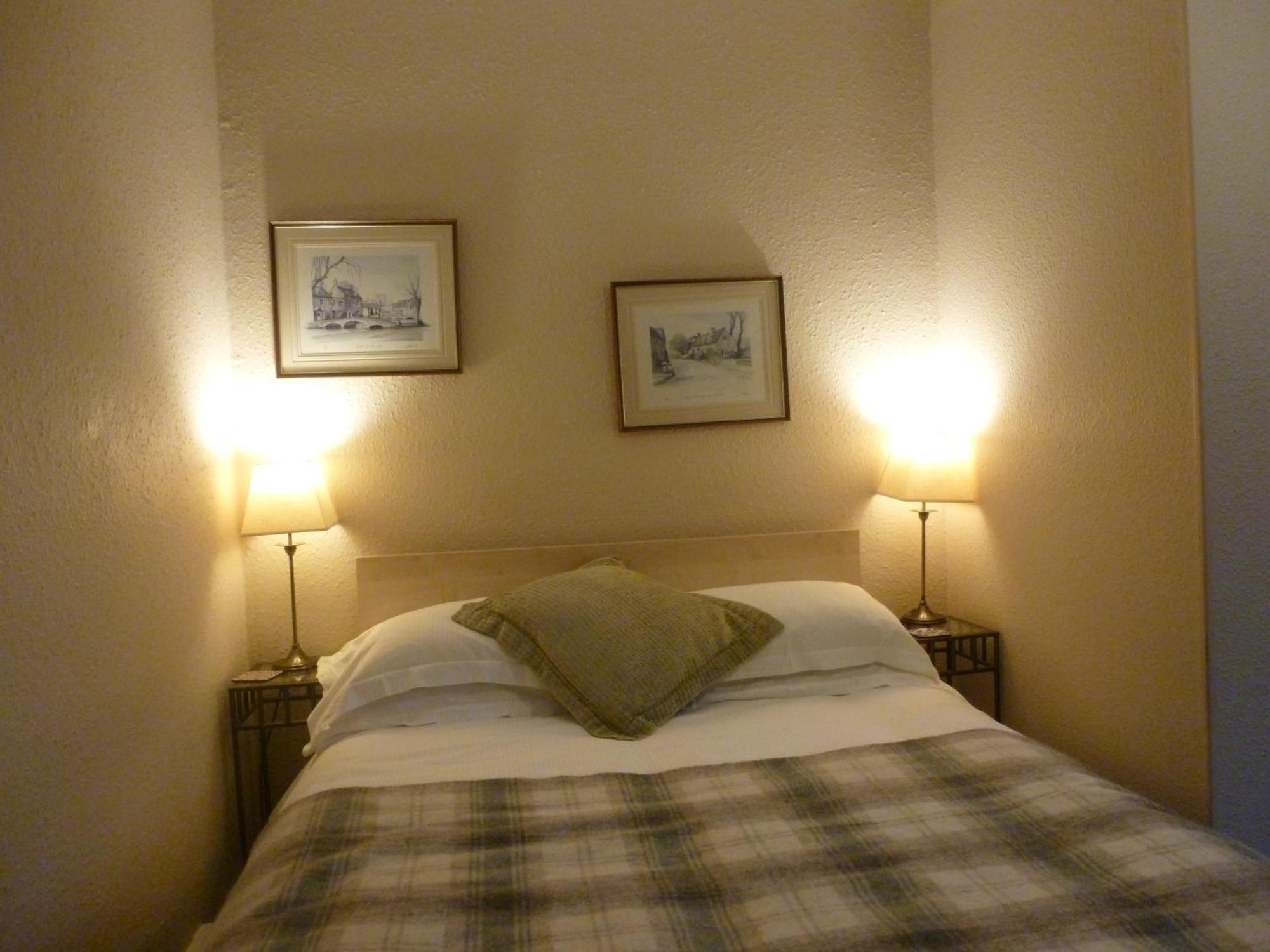 The Maples Bed and Breakfast Hythe  Rum bild
