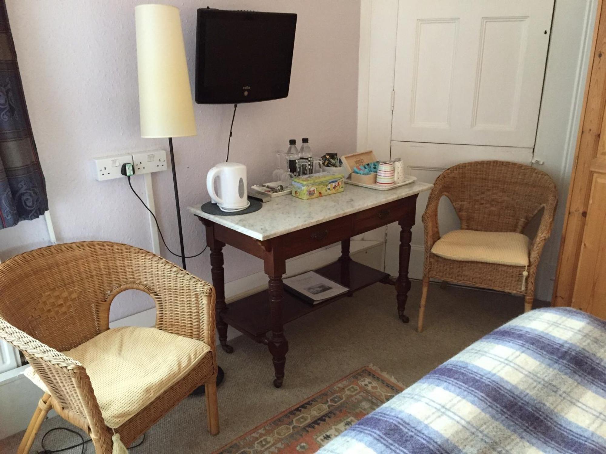 The Maples Bed and Breakfast Hythe  Rum bild