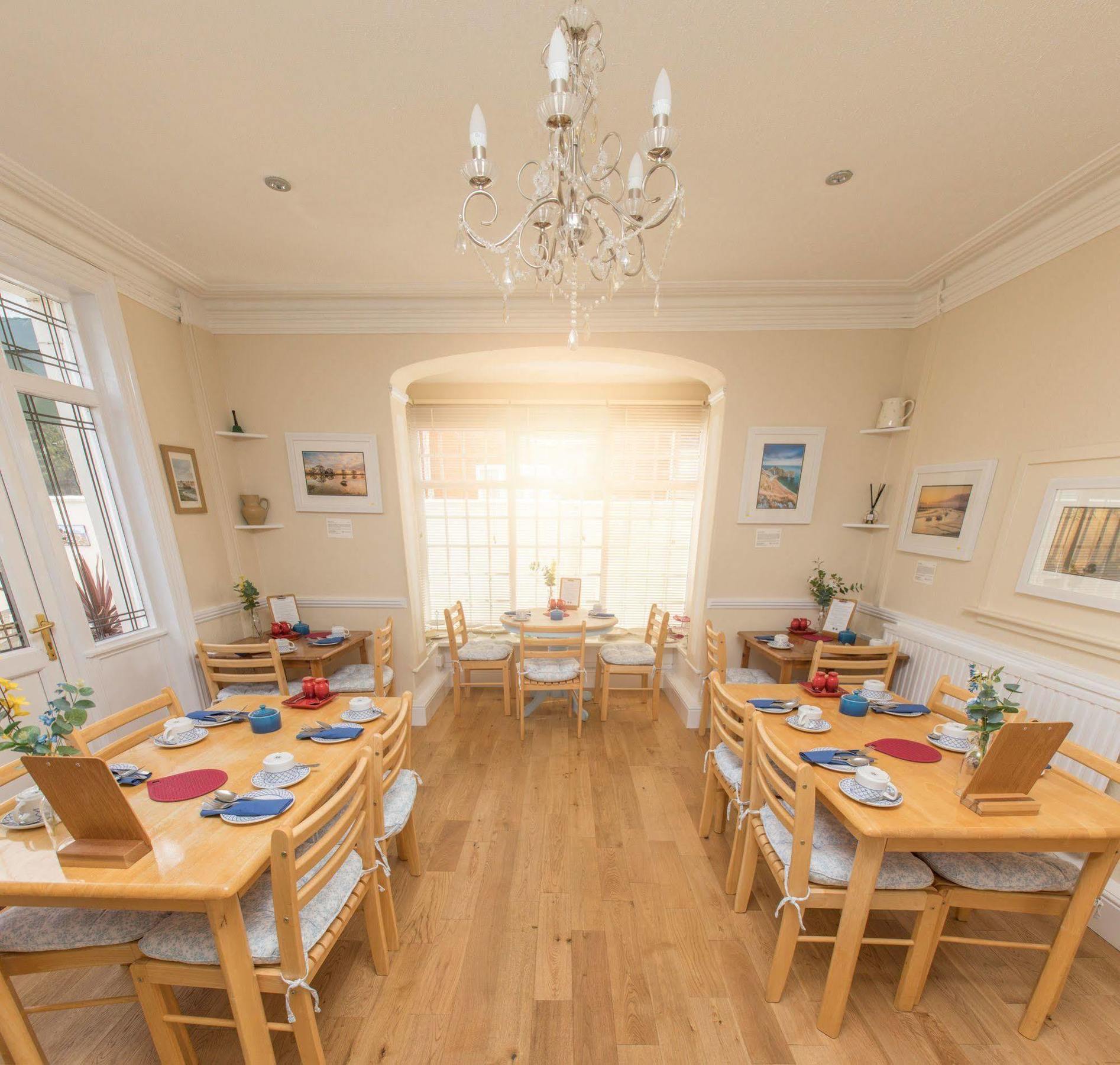 The Maples Bed and Breakfast Hythe  Exteriör bild